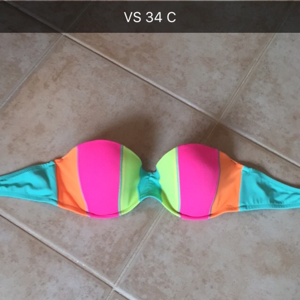 Victoria’s Secret bathing suit top size 34 C